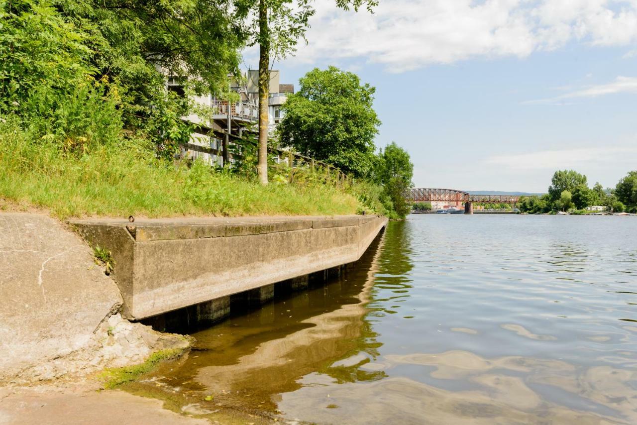 Weserwohnung - Bootshaus Urlaub Am Wasser Hamelin Dış mekan fotoğraf