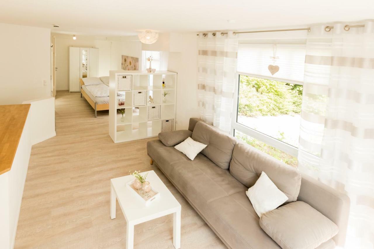 Weserwohnung - Bootshaus Urlaub Am Wasser Hamelin Dış mekan fotoğraf